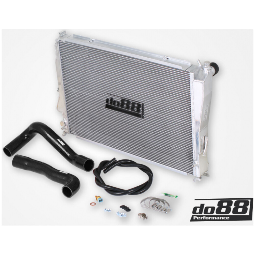 DO88 BMW M3 E46 Radiatore in alluminio, tubo nero